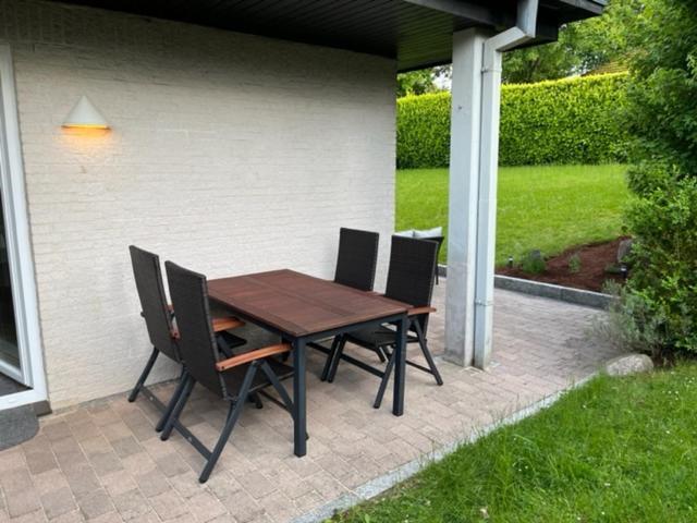 Meertraum Premium Wohnung Mit 3 Zimmern, 250M Zum Strand Scharbeutz Exterior foto